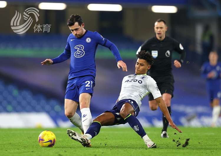  格拉利什红牌成转折，维拉主场逼平卫冕冠军  